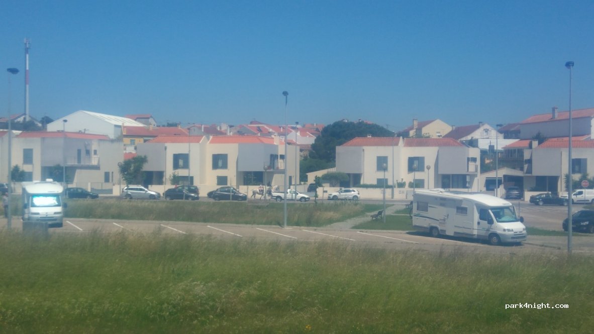 (2070-107) Cartaxo - 40 Rua Manuel Bernardo das Neves — foto 4
