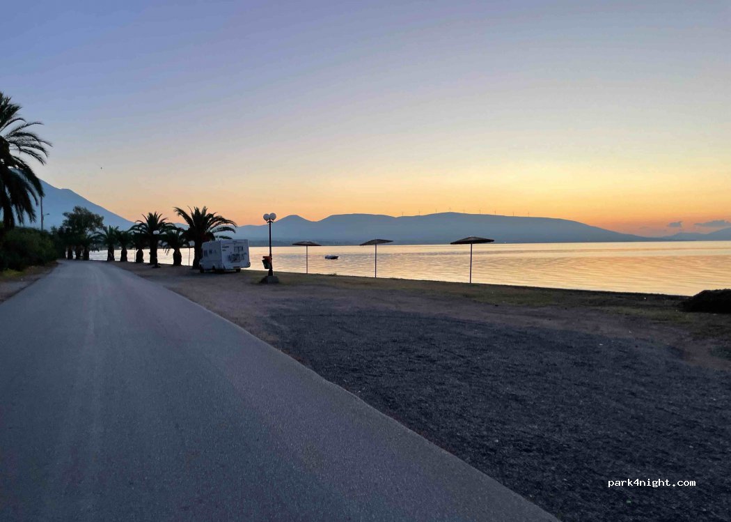 (340 08) Eretria - 1 Athanasiou Diakou — foto 3