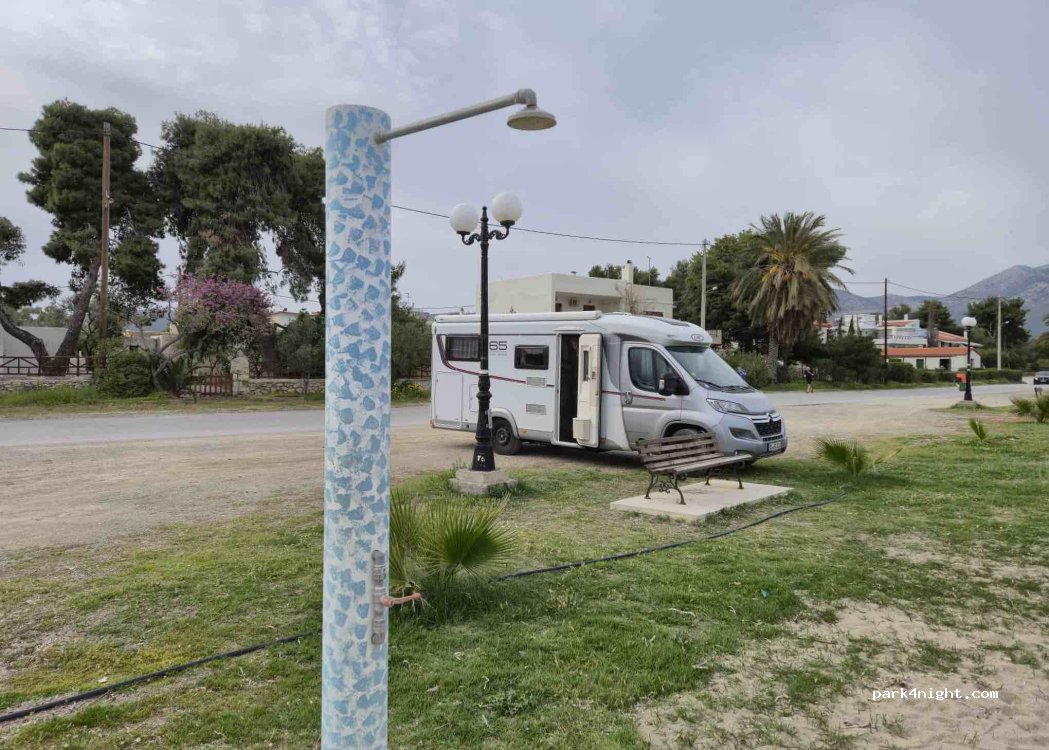 (340 08) Eretria - 1 Athanasiou Diakou — foto 4
