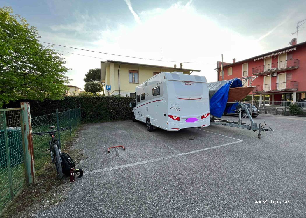 (37019) Peschiera del Garda - 23 Via Mantegna — foto 3