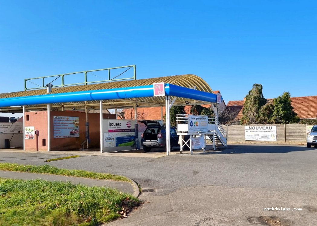 (72200) La Flèche - 21 Avenue d'Obernkirchen — foto