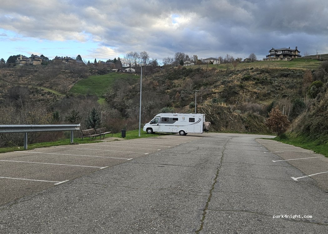 (49300) Puebla de Sanabria - 178 Calle Negrillo — foto 4