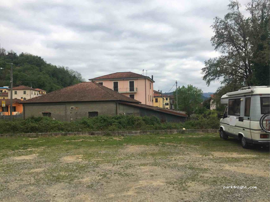 (19020) Piano di Valeriano-bottagna - 15 Via Provinciale Fornola — foto 3