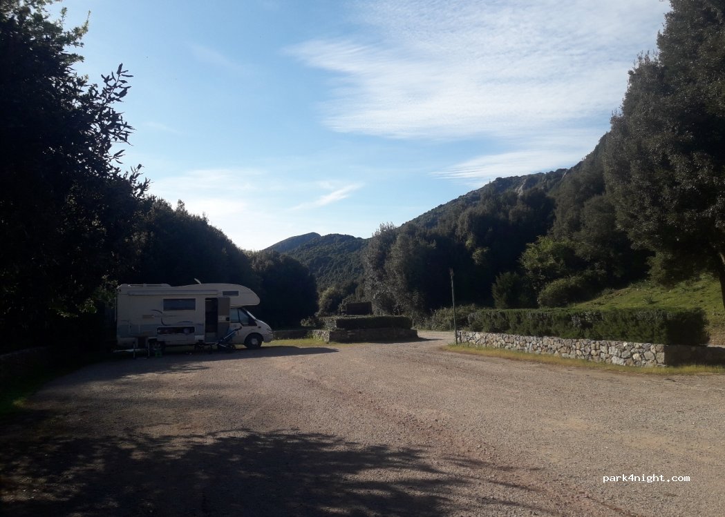 (09016) Iglesias - Unnamed Road — foto 2