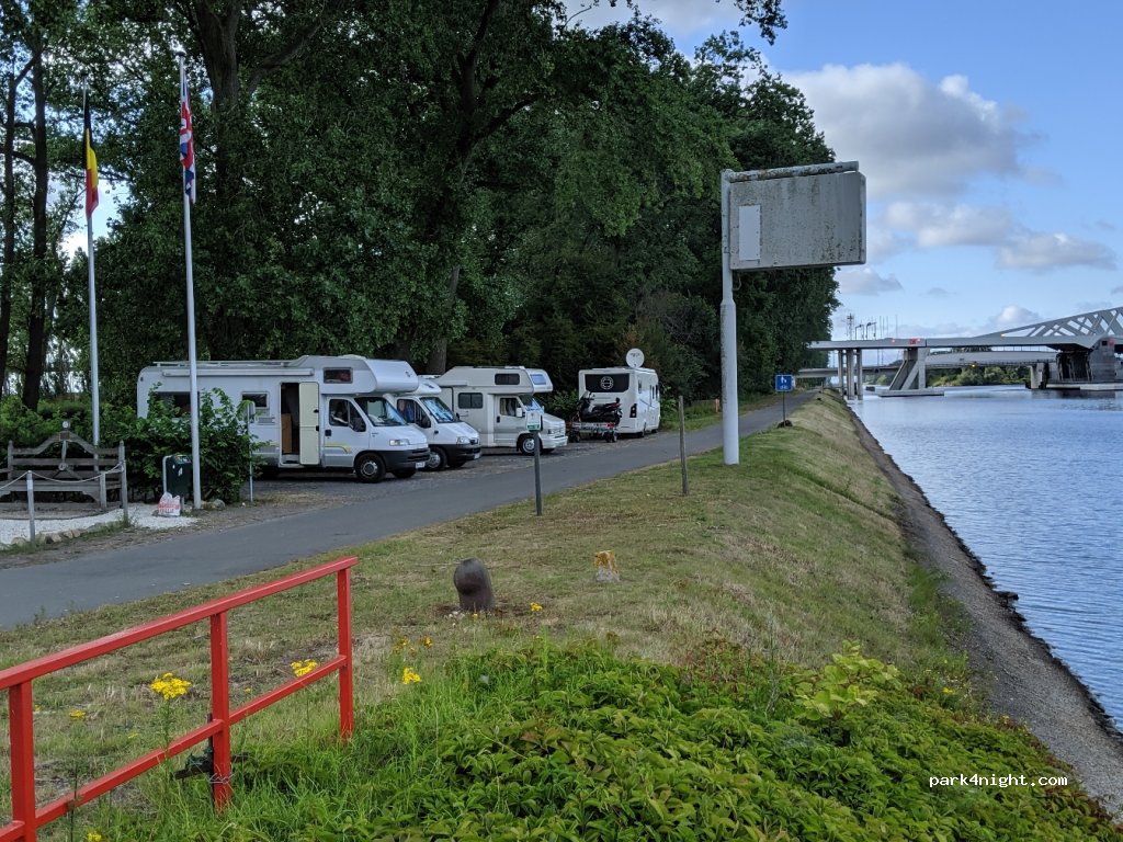 Herdenkingsmonument WOII — foto 4