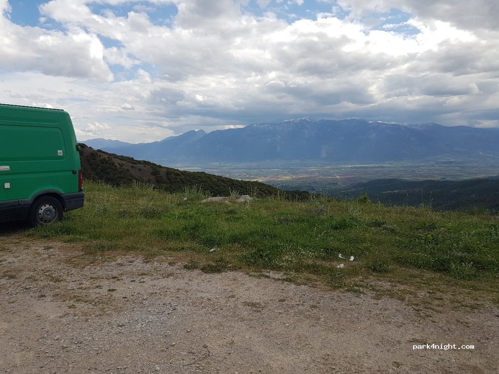 (351 00)  - Ethniki Odos Lamias Larisas — foto