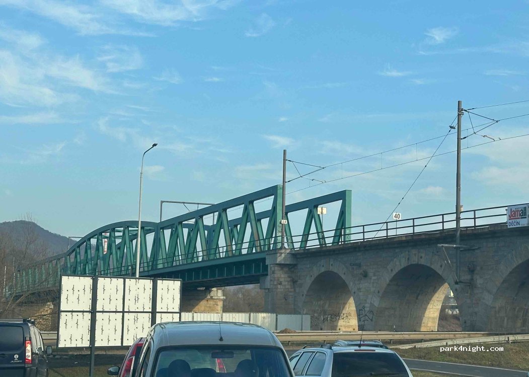 (405 02) Děčín - 49 Československé mládeže — foto 3
