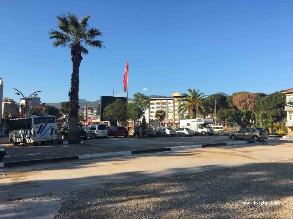 (45600) Manisa - 33 Süleyman Demirel Bulvarı — foto 2