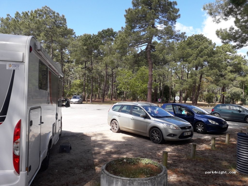 (33990) Hourtin - 32 Avenue de la Voile — foto 3