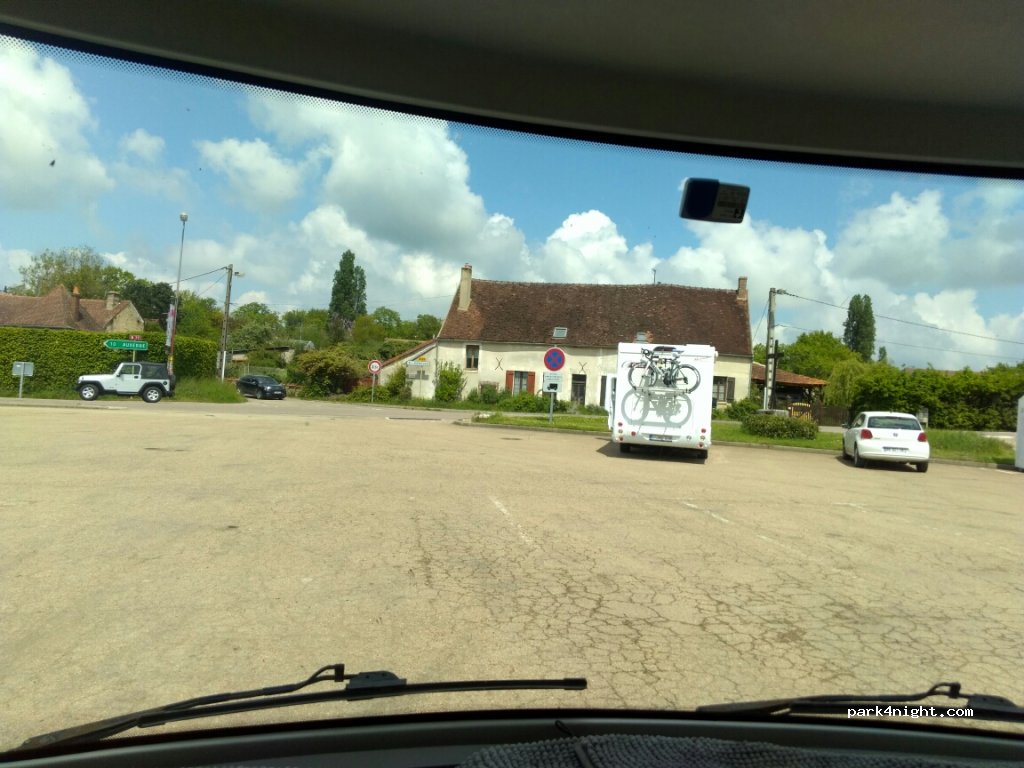 (89230) Villeneuve-Saint-Salves - — foto