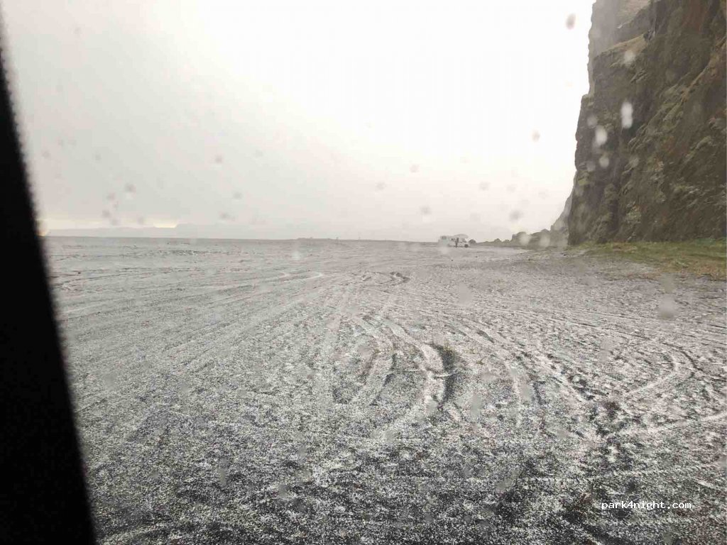 ()  - Hjörleifshöfði — foto 2