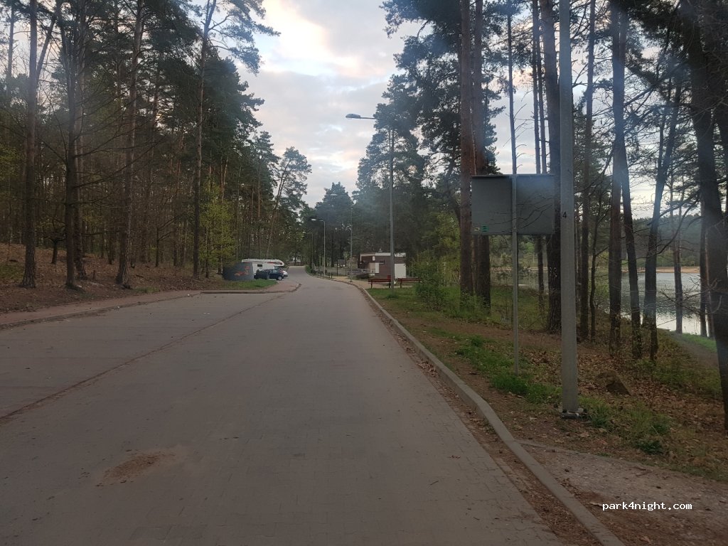 (26-100) Skarżysko-Kamienna - 128 Słoneczna — foto 3