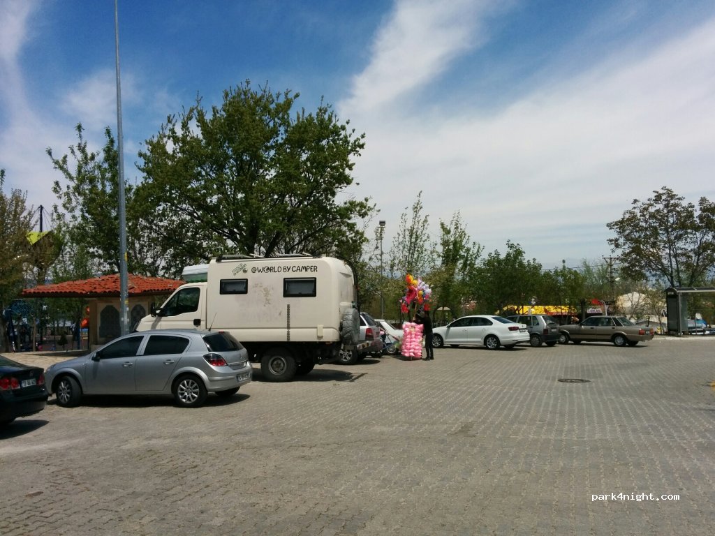 (32040) Isparta - 8 2411. Sokak — foto