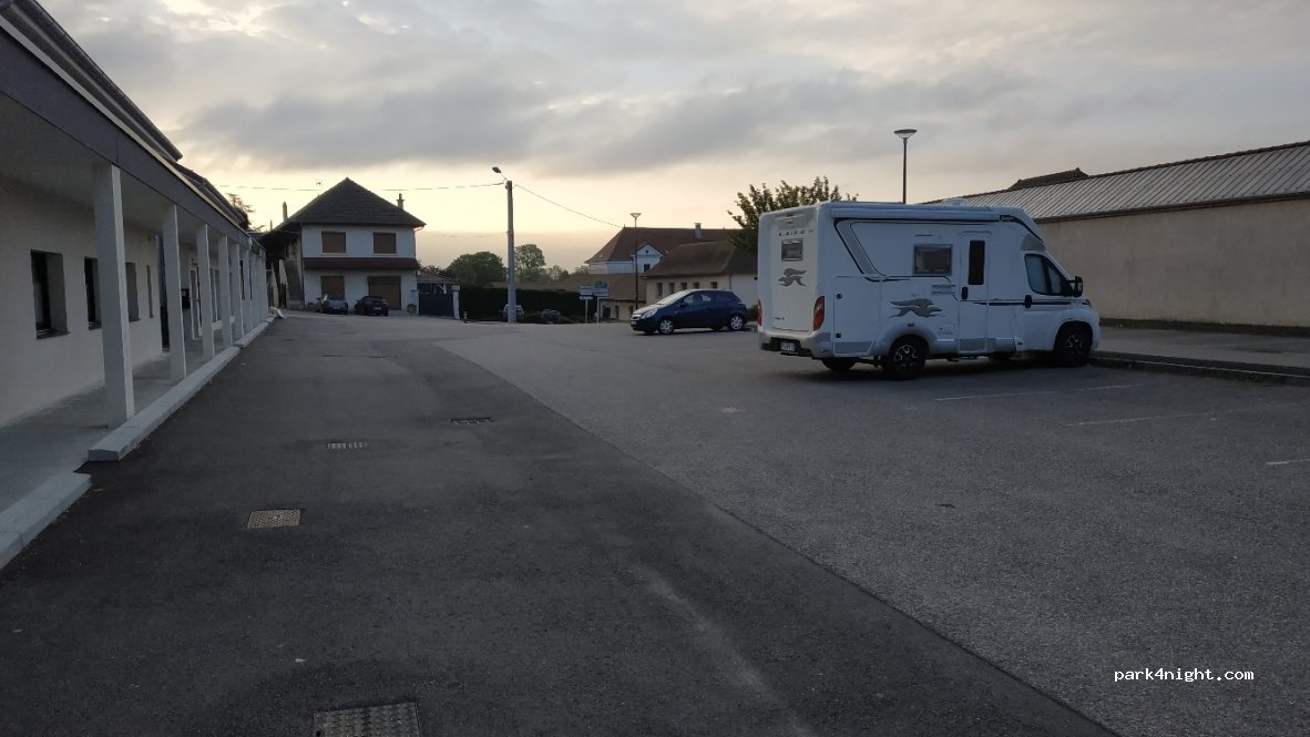 (38110) La Bâtie-Montgascon - 27 Bis Route du Pontet — foto 2