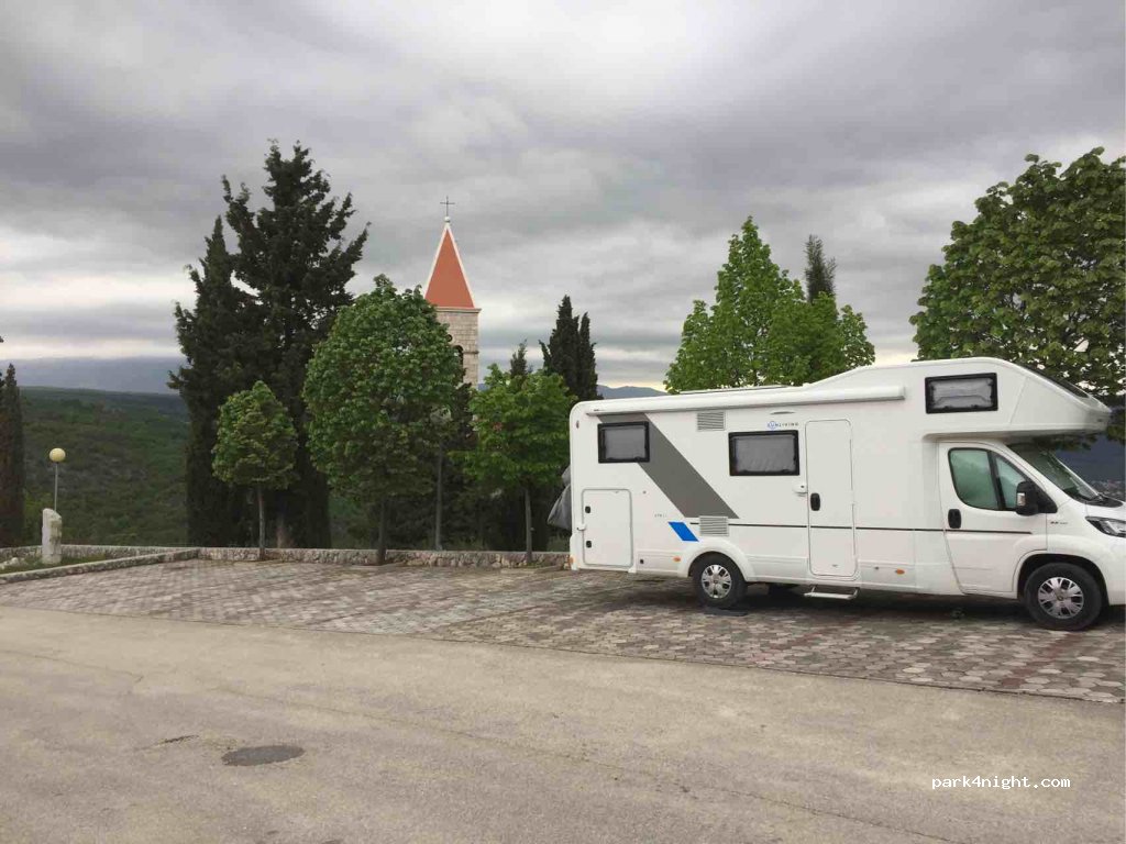 (21263) Lokvičići - Unnamed Road — foto 2