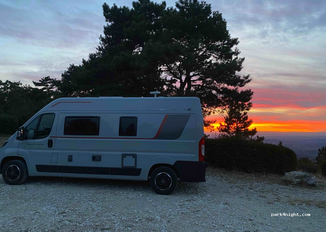 (84340) Beaumont-du-Ventoux - D974 — foto 2