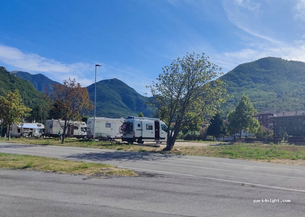 (12075) Garessio - Via al Campo Sportivo — foto 3