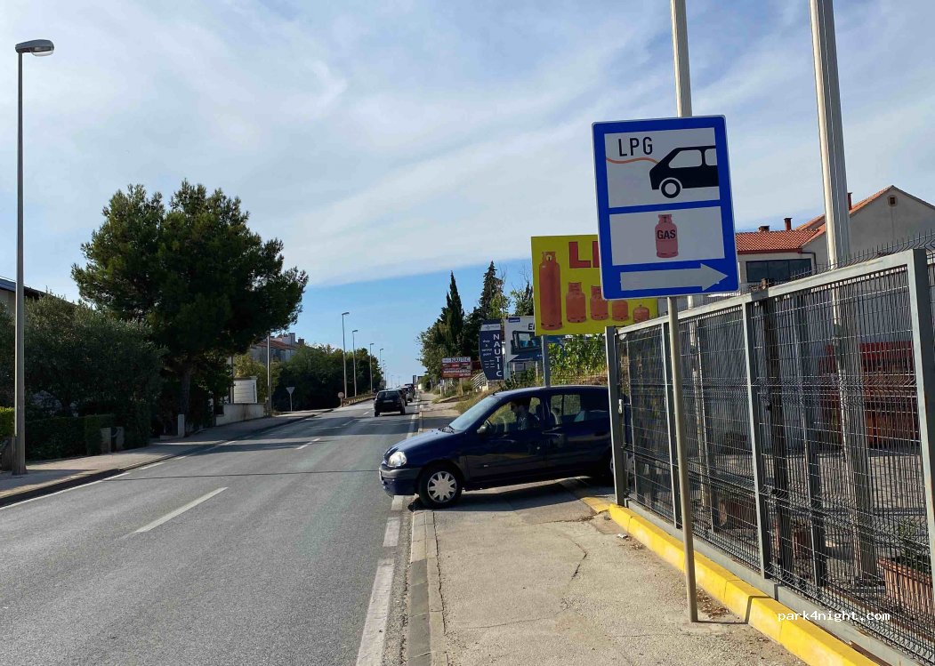 (23000) Zadar - 8A Ulica Hrvatskog Sabora — foto