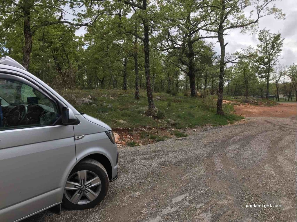 (83440) Callian - Route de Saint-Cézaire — foto 2