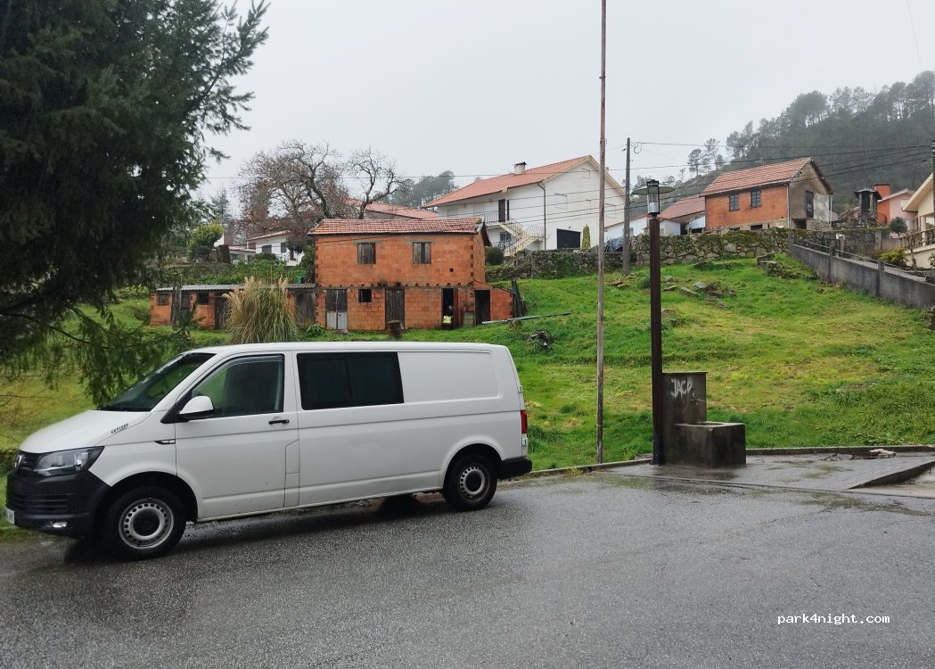 (3475-031) Caramulo - Rua Jean Lucart — foto 4