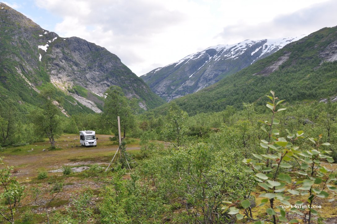(6871) Jostedal - Unnamed Road — foto