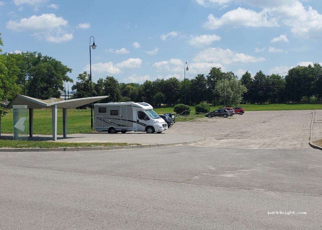 (20-325) Lublin - 67 Droga Męczenników Majdanka — foto 2