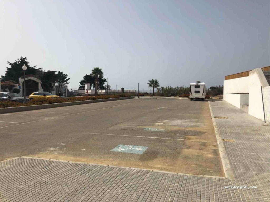 (11149) Conil de la Frontera - 19 Avenida de Extremadura — foto