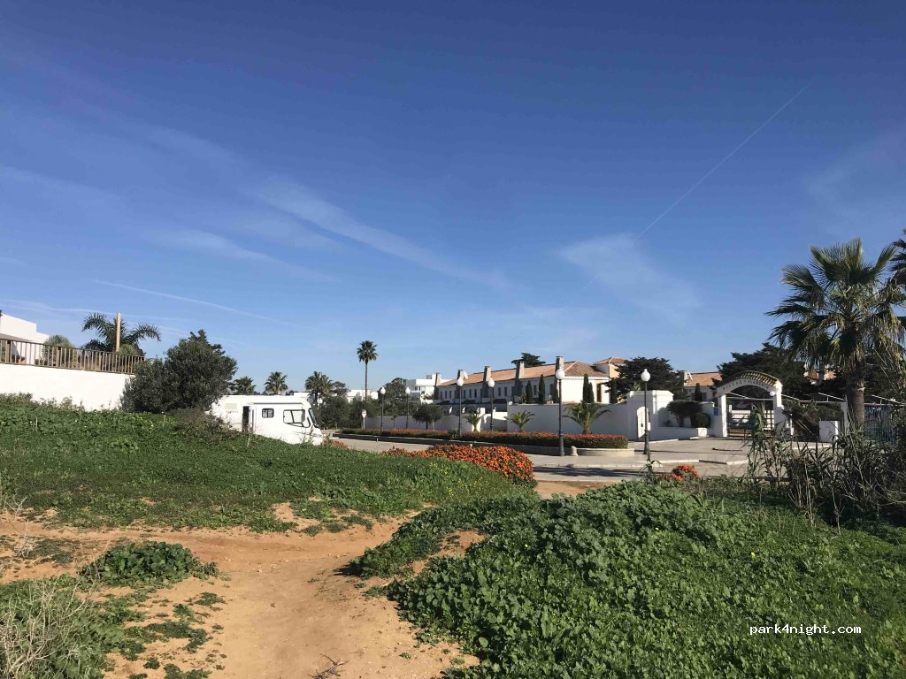 (11149) Conil de la Frontera - 19 Avenida de Extremadura — foto 3