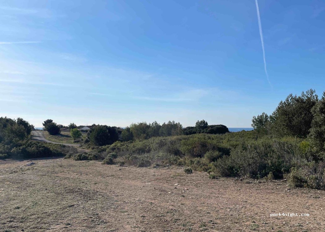 (13500) Martigues - Chemin du Collet Redon — foto 3