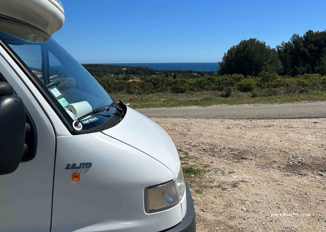 (13500) Martigues - 2 Allée des Roches — foto 4