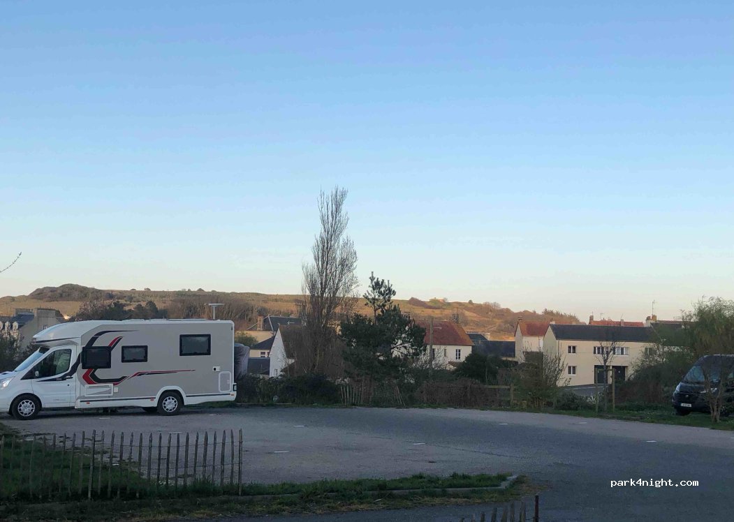 (14520) Port-en-Bessin-Huppain - 4 Rue du 11 Novembre — foto 5