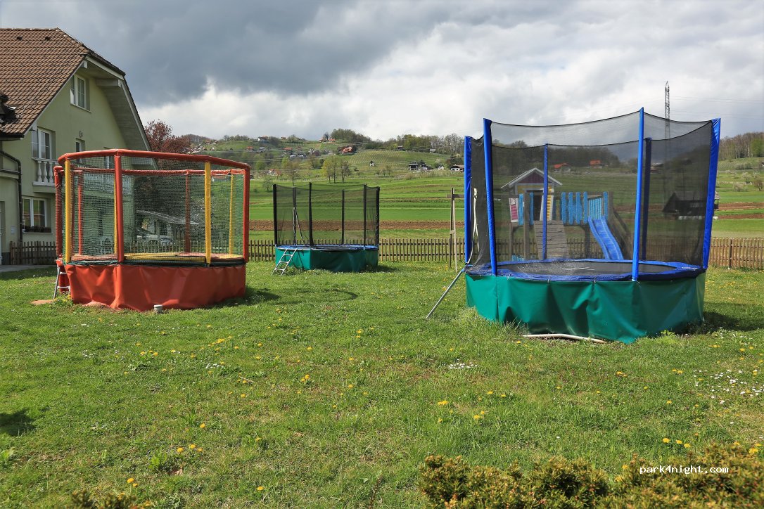 (8275) Dobruška vas - 36 Dobruška vas — foto 3