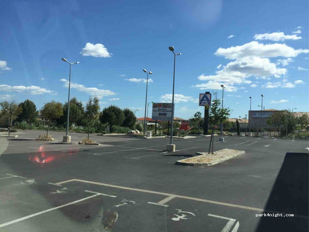 (34990) Juvignac - Rue du Pergasan — foto