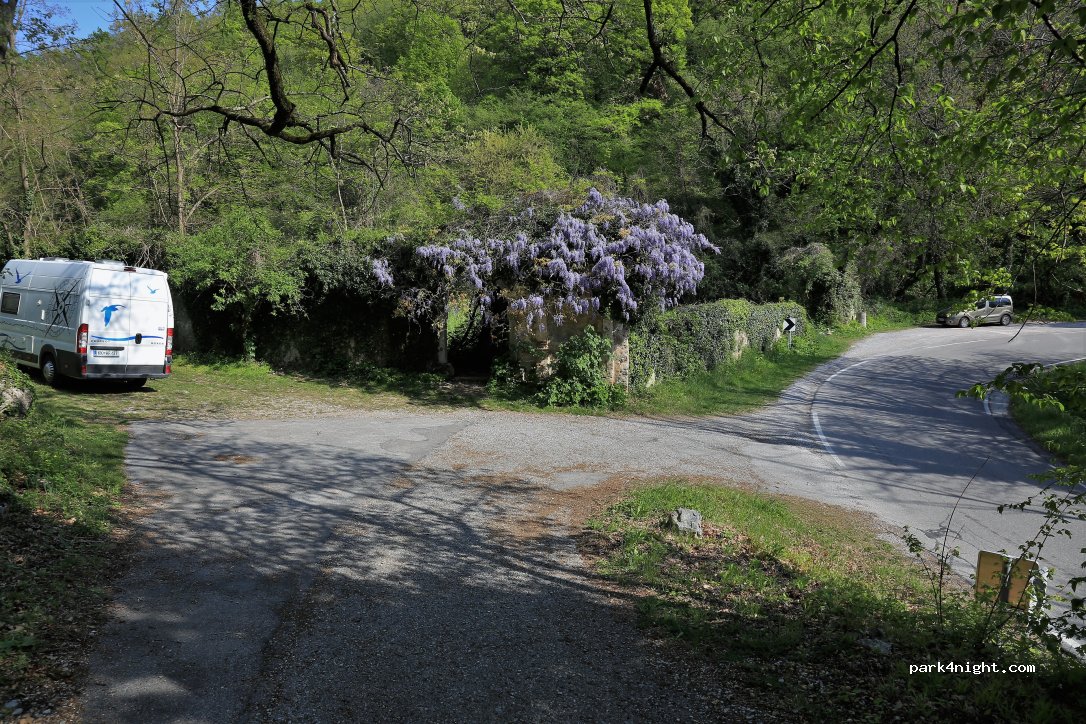 (5295) Rihemberk - 122 Branik — foto