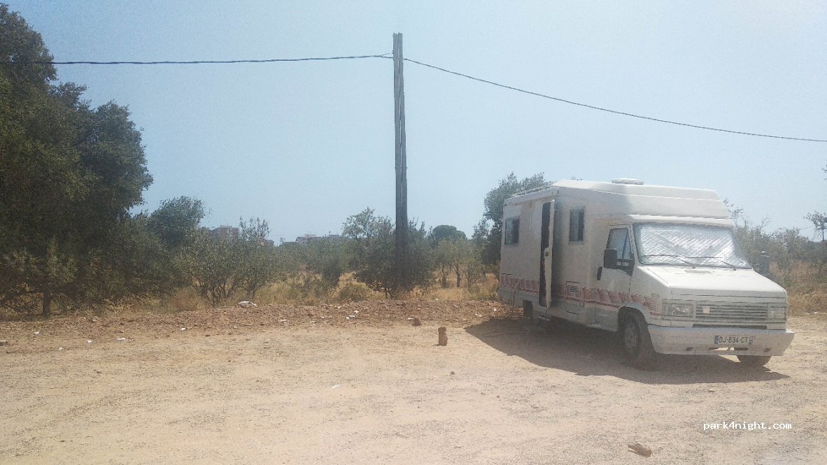 (12560) Benicàssim - 185 Plaça Poligono 7 — foto 2