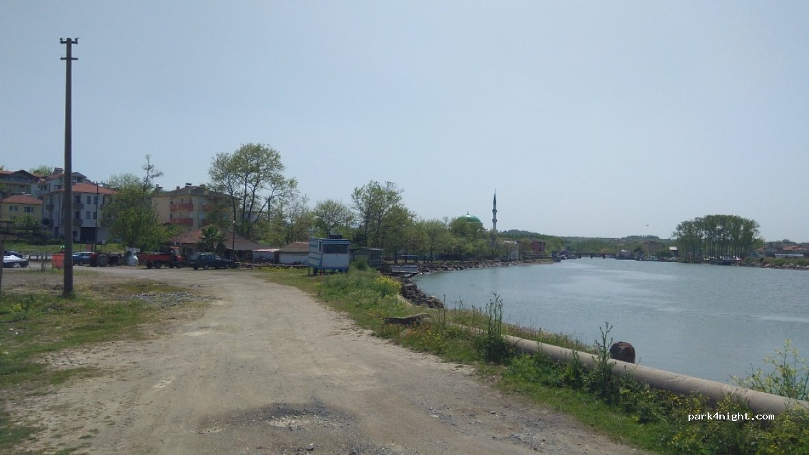 (81650) Köyü - Karasu Şile Yolu — foto 2