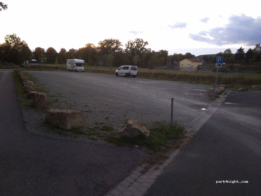 Wohnmobilstellplatz am Hotel 'Graues Schloss' — foto 2