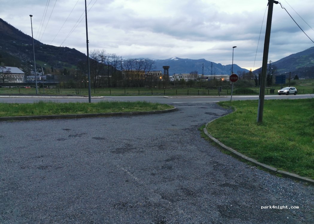 (65260) Villelongue - 1 Route de Luz — foto 2