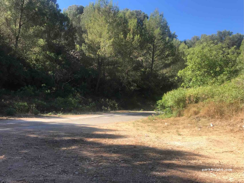 (13600) La Ciotat - Chemin des Carrières — foto