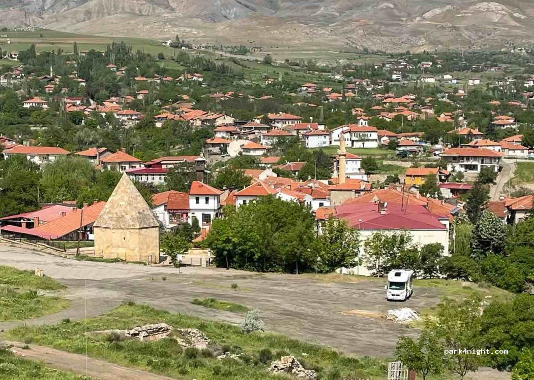 (58300) DIVIGRI - Pk:58300 Kızılay Caddesi — foto 2