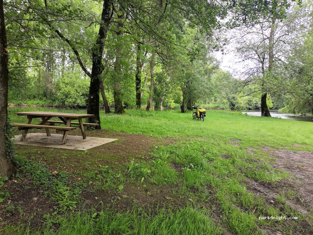 (16430) Vindelle - 5 Chemin sous la Baratte — foto