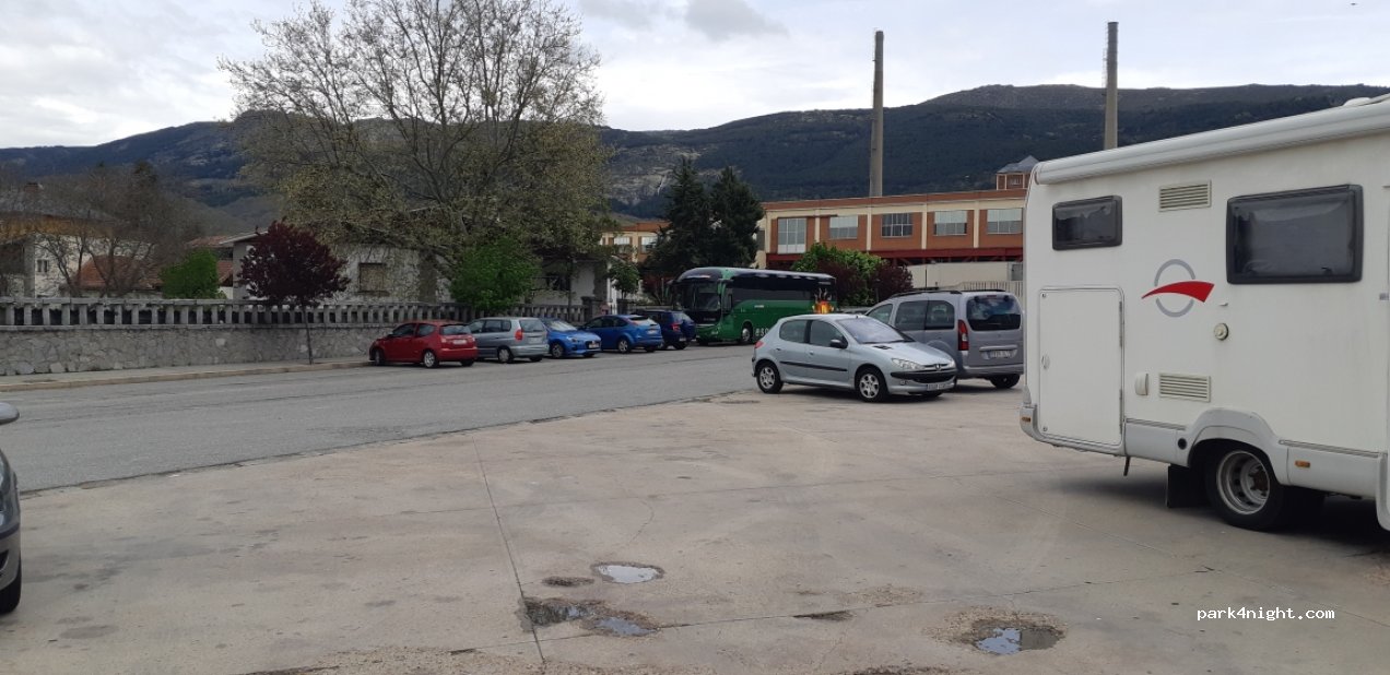(40100) Real Sitio de San Ildefonso - 1 Paseo Fuente del Príncipe — foto 2