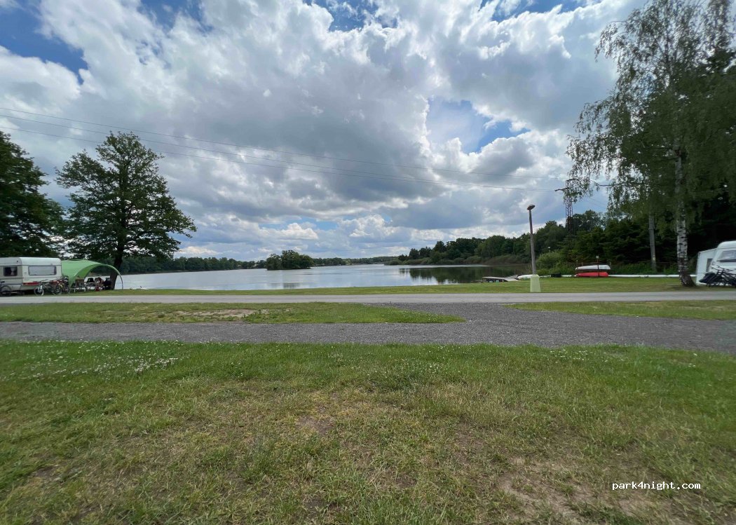 Autocamp Trebon - Jiří Neubauer — foto