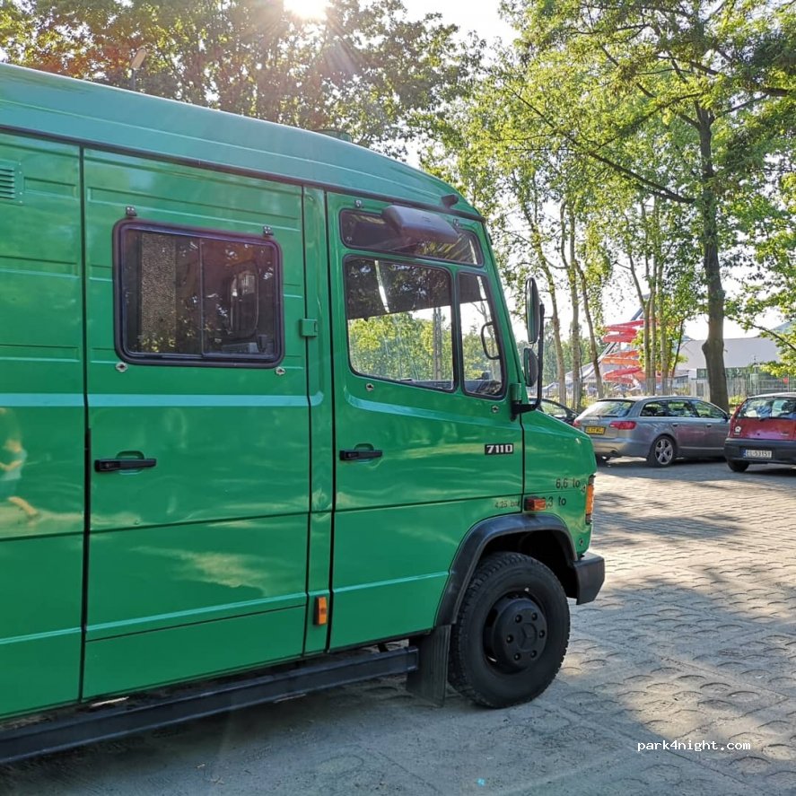 (94-021) Łódź - aleja Unii Lubelskiej — foto