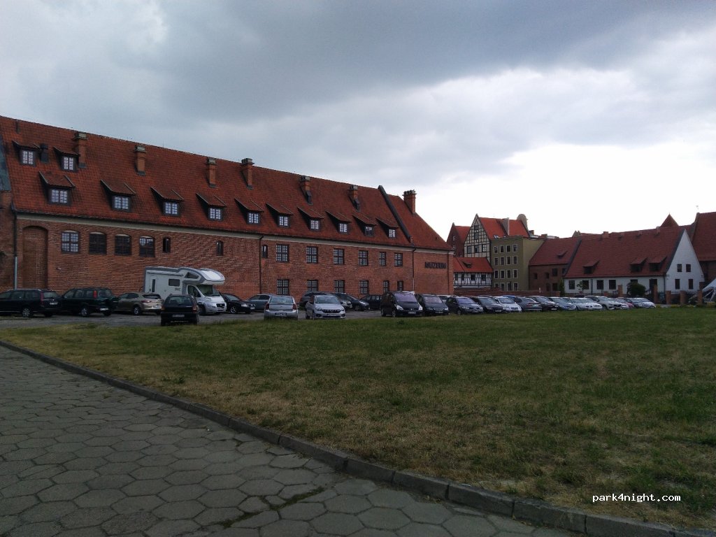 (82-300) Elbląg - 7-9 Zamkowa — foto