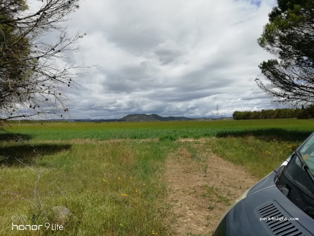 (22283) Alcalá de Gurrea - Unnamed Road — foto 2