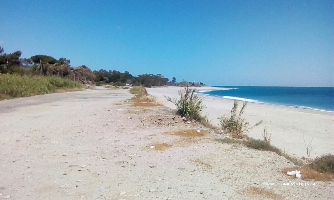 (89046) Marina di Gioiosa Ionica - Via Cristoforo Colombo — foto 2