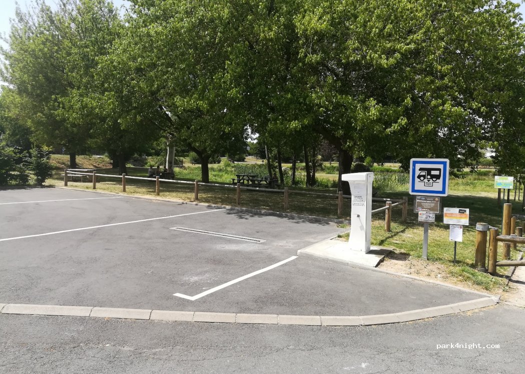 (37240) Manthelan - 3 Route de Ste Maure — foto 2