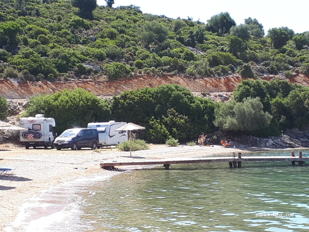(300 02) Plagia - Unnamed Road — foto 2