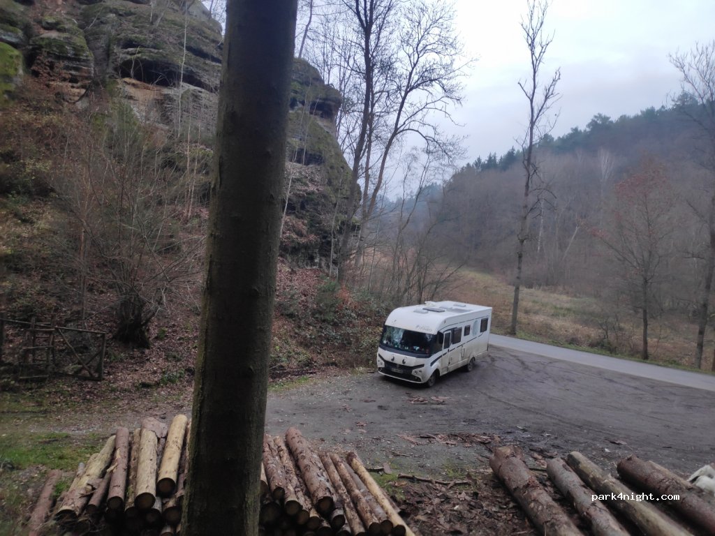(277 23) Kokořín - 25931 — foto 3